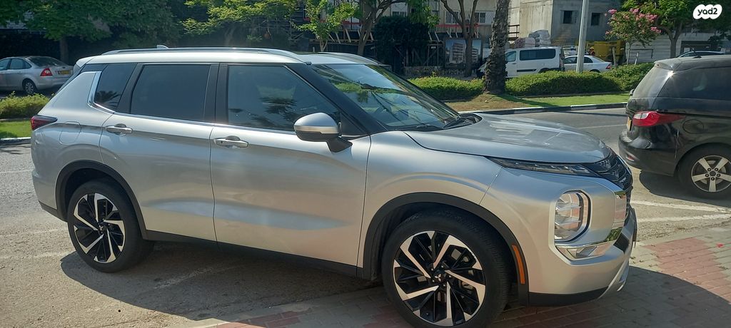 מודעת רכב מיצובישי אאוטלנדר