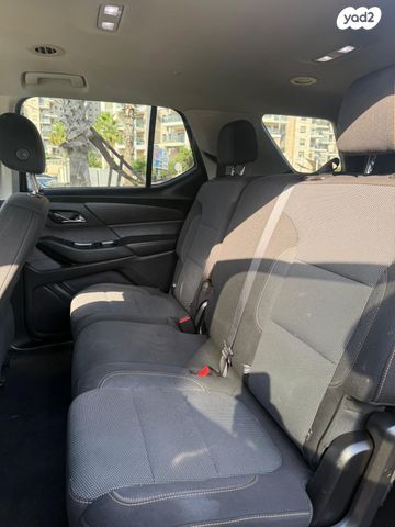 שברולט טראוורס