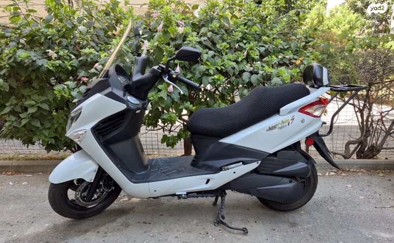 מודעת רכב סאן יאנג ג'וי רייד 125