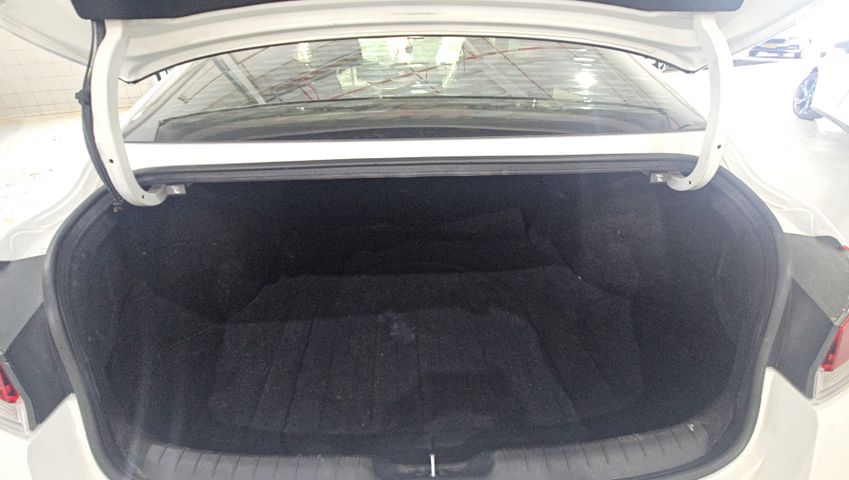 יונדאי אלנטרה