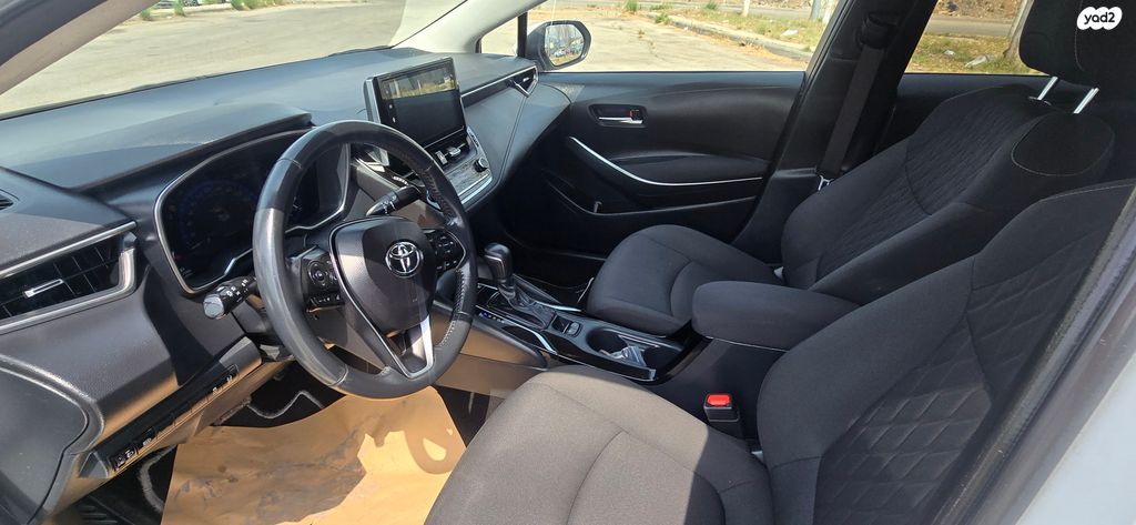 טויוטה קורולה