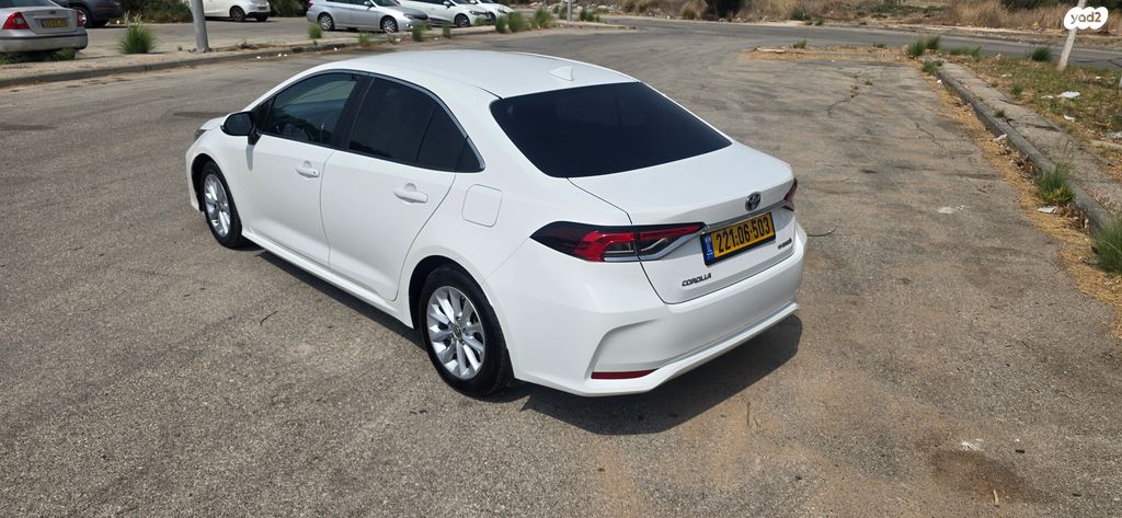 טויוטה קורולה