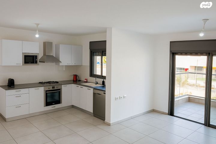 דירה, אחדות 13, בצוותא, חריש