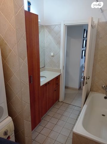 דירה, רעות 27, מגדיאל, הוד השרון