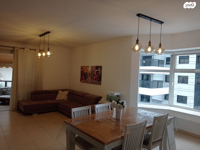 דירה, רעות 27, מגדיאל, הוד השרון