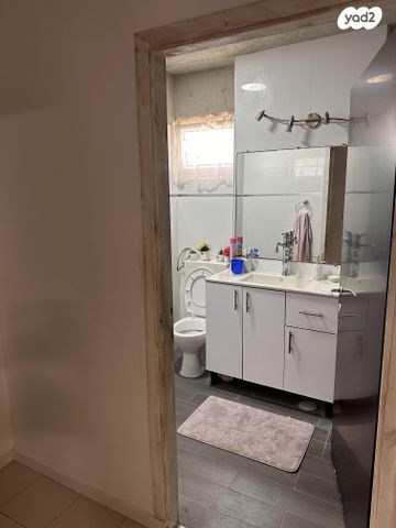 דירה, הרב חיים פינטו 1, בן גוריון, אופקים