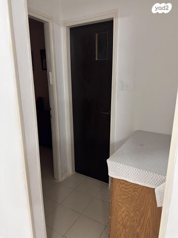 דירה, הרב חיים פינטו 1, בן גוריון, אופקים