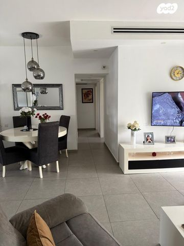 דירה, יעקב מרידור 10, ברנע, אשקלון