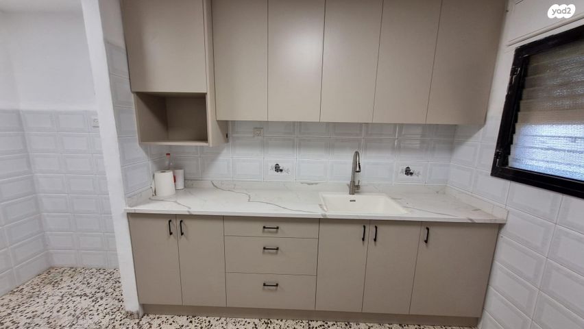 שדרות אלנטאון 12