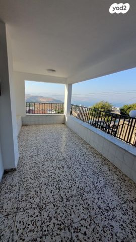 דירה, שדרות אלנטאון 12, בן גוריון, טבריה