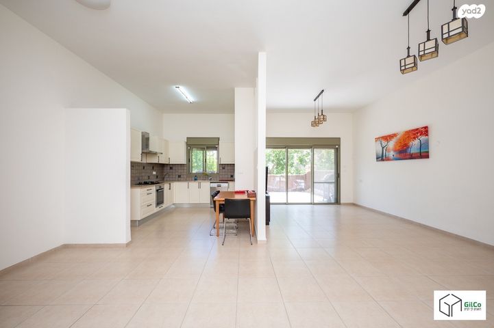 דירת גן, זכרון יעקב