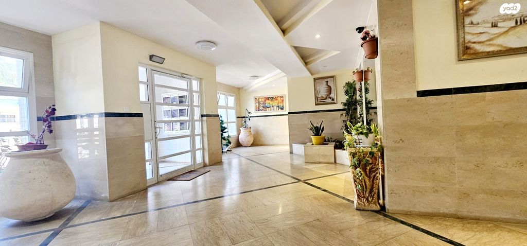 דירה, הזמיר, נהריה הירוקה, נהריה