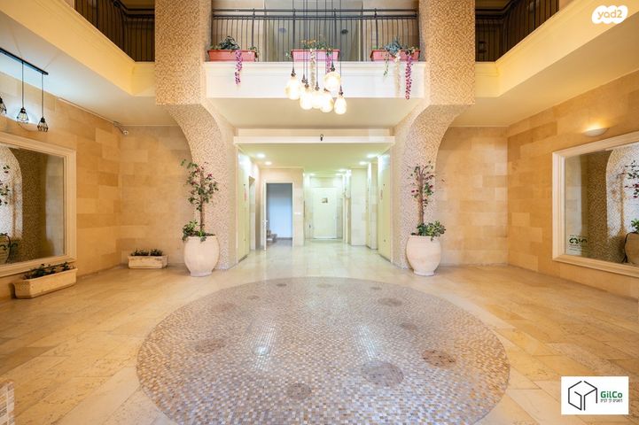 דירת גן, זכרון יעקב