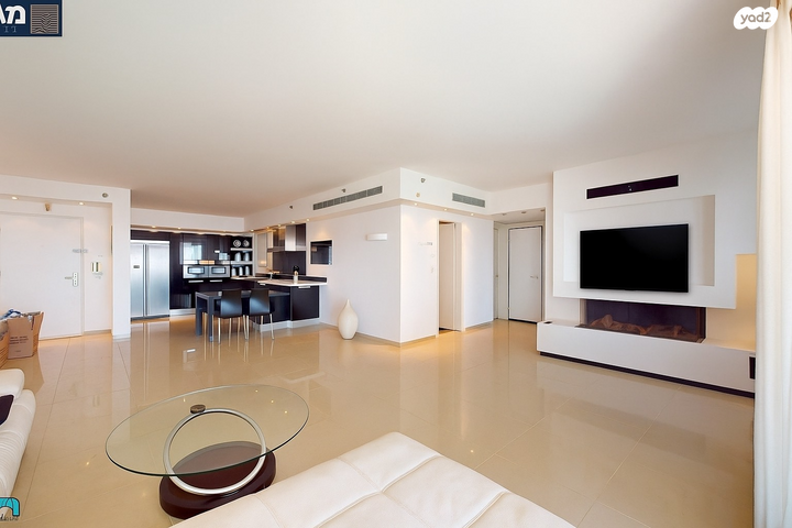 דירה, התאנה, נשר