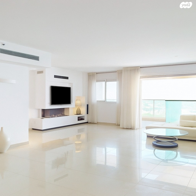 דירה, התאנה, נשר