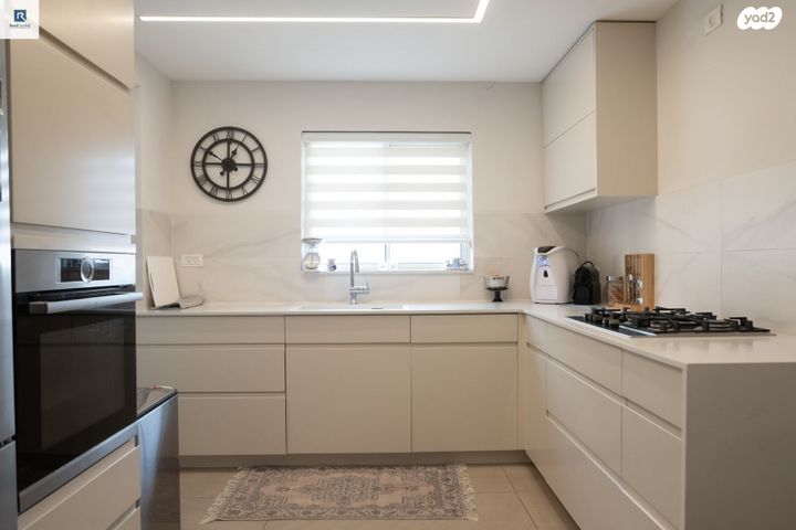 דופלקס, הראשונים, כפר סבא