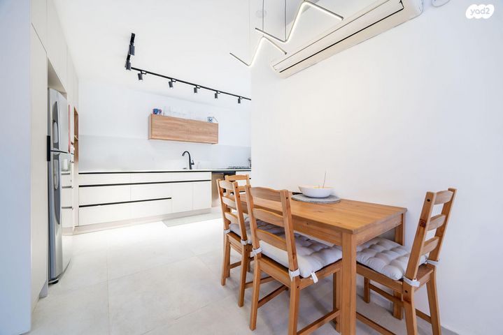 דירה, אחוזה, לסטר/רבוצקי, רעננה