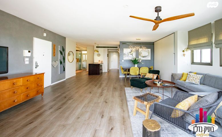 גג/ פנטהאוז, יבנה, קרית יערים, רמת השרון