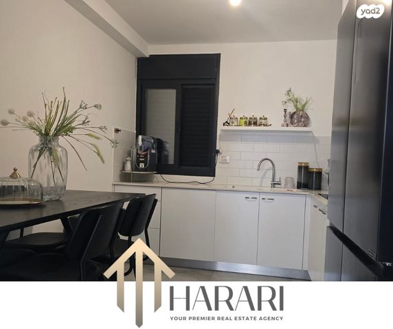 דירת גן, דרור, חורשת נח, אופקים