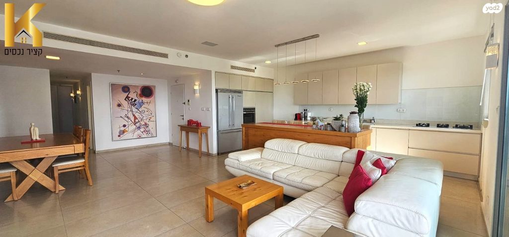 דירה, דרך רמתיים, הוד השרון