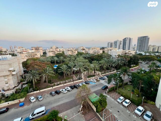 דירה, יצחק בן צבי 8, נווה גנים, קרית מוצקין