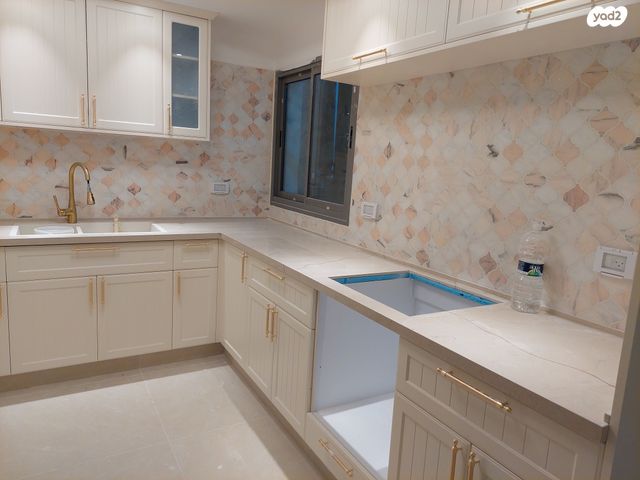 דירת גן, קטיף, נתיבות מערב, נתיבות