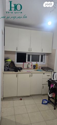 גיורא יוספטל 18