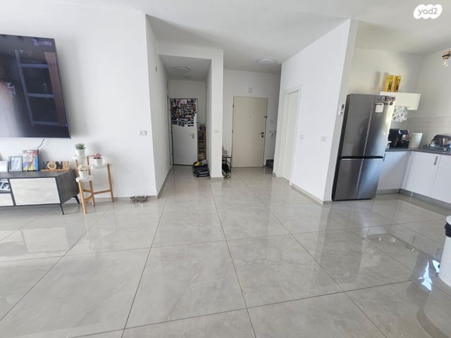 דופלקס, אדמית / יערית, שלומי