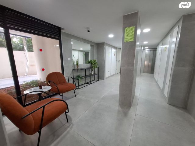 דירה, חפץ חיים 28, קרית ויצמן, רעננה