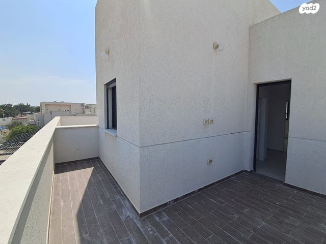 בית פרטי/ קוטג', המוזיקה, שדרות