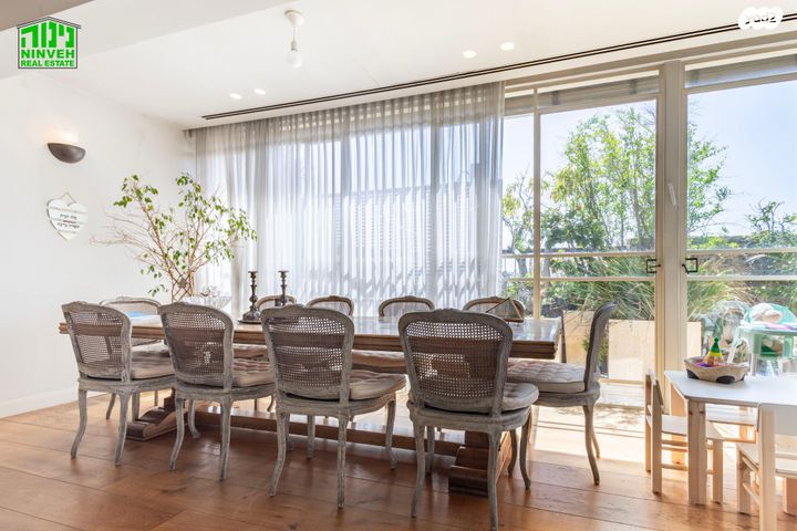 דופלקס, תל אביב יפו