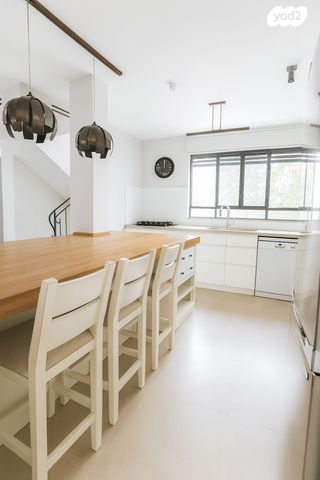 בית פרטי/ קוטג', אחד העם, לסטר/רבוצקי, רעננה