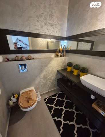 גג/ פנטהאוז, יבנה