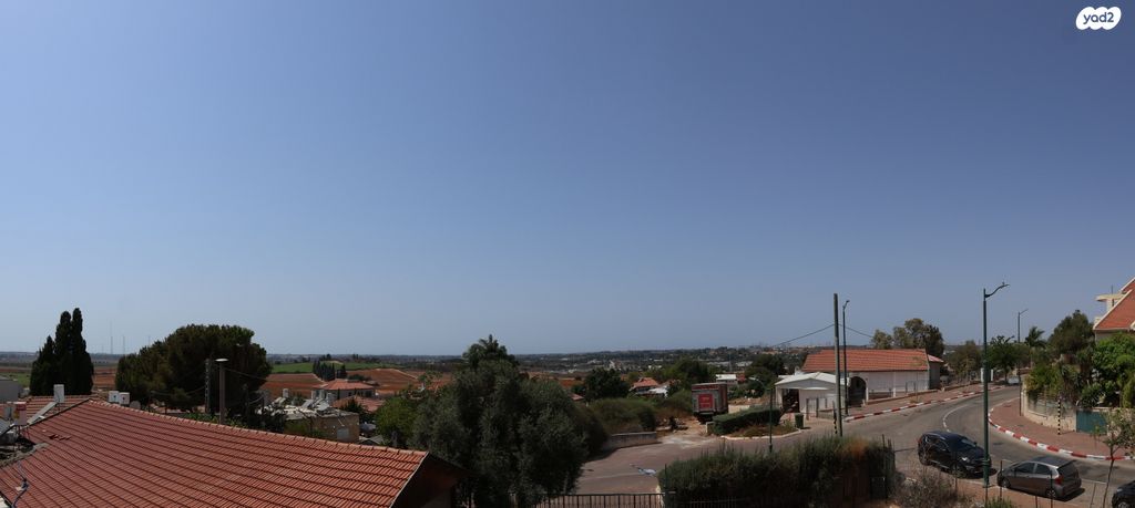 דו משפחתי, טירת שלום, נס ציונה