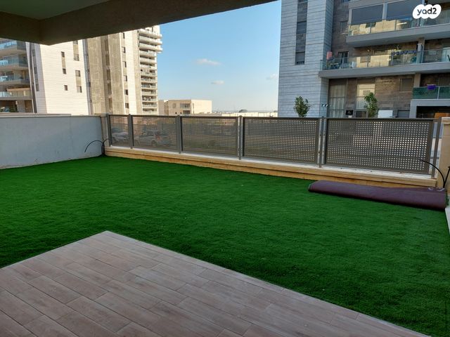 דירת גן, קטיף, נתיבות מערב, נתיבות