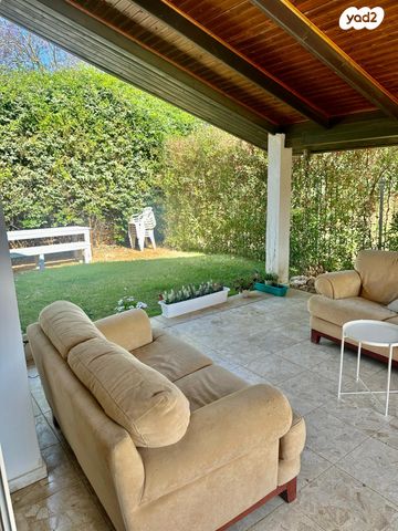 בית פרטי/ קוטג', ההדרים, גני הדר, גני הדר