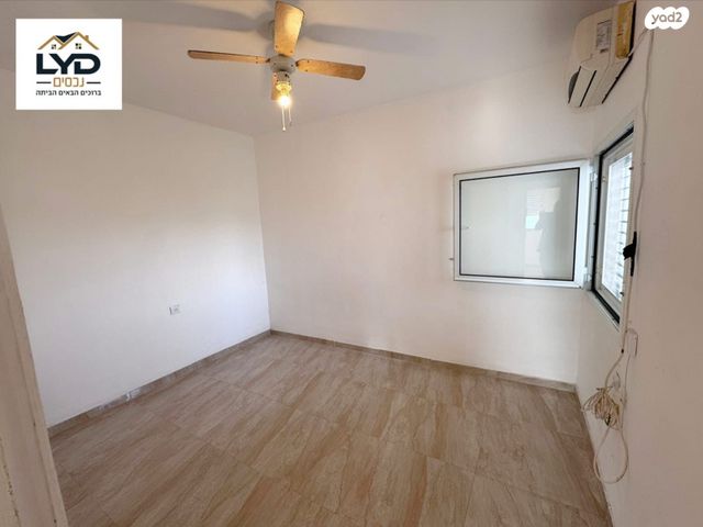 דירה, אסירי ציון, חדרה