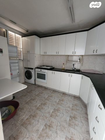 דירה, שכונה ו', באר שבע