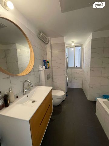 דופלקס, עוזי חיטמן, נווה זמר, רעננה