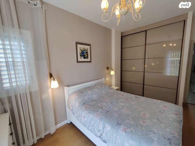 דירה, א.ד. גורדון 43, א' / צפון מזרח העיר, רחובות