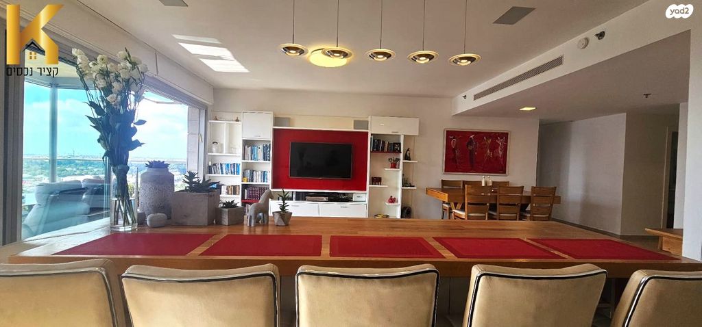 דירה, הוד השרון