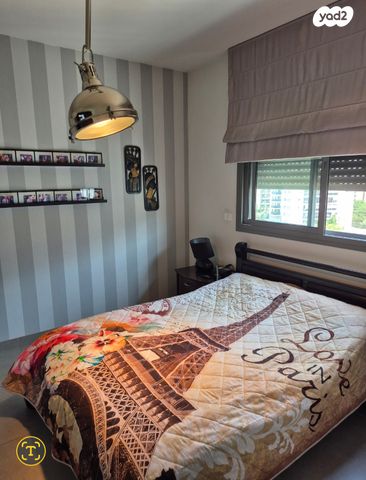 גג/ פנטהאוז, יבנה