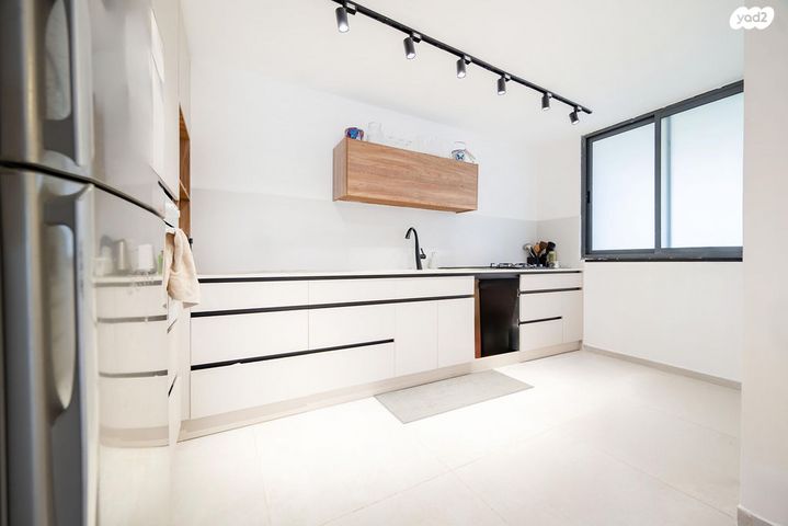 דירה, אחוזה, לסטר/רבוצקי, רעננה