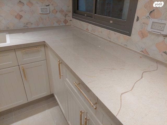 דירת גן, קטיף, נתיבות מערב, נתיבות