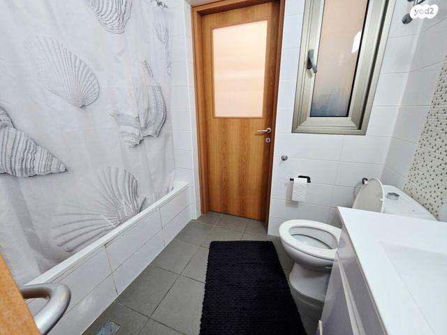 דירה, אור עקיבא