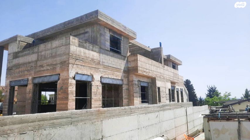 דו משפחתי, טירת שלום, נס ציונה