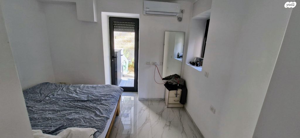 דירת גן, הרב הרצוג 79, גבעת הורדים, רסקו, ירושלים