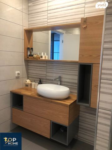 גג/ פנטהאוז, הגילה, נוף הטיילת, נתניה