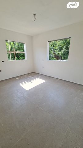 דו משפחתי, טרומפלדור, נווה רמז, זכרון יעקב