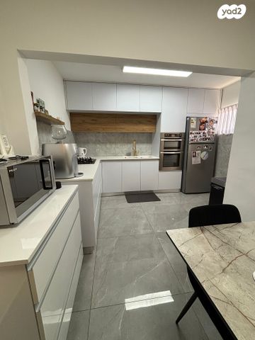 דירה, מולדת 14, שכונה ה', באר שבע